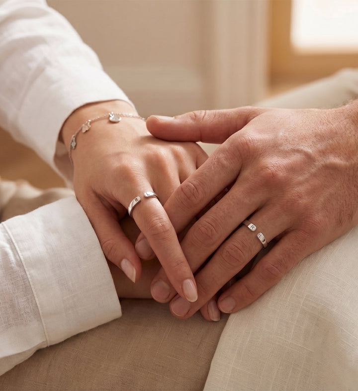 Amelia Initial Ring