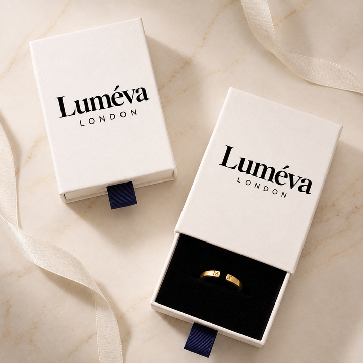 Amelia Initial Ring