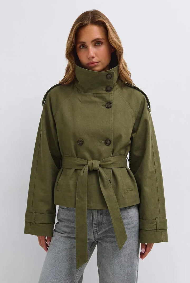 Eliana – Trench